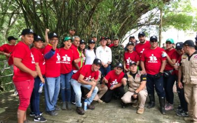 Mil voluntarios nos ensuciamos por el agua