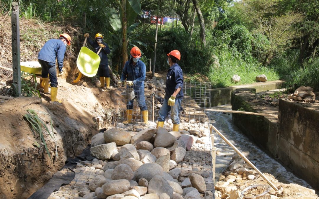 Mejoramiento a los canales de alcantarillado